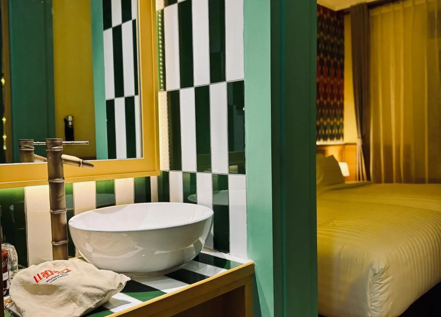 Senglao Boutique Hotel Luang Prabang 4*,